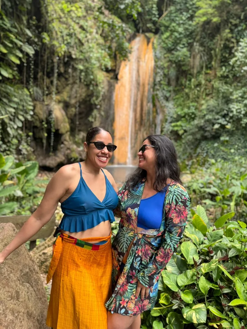 Ladies at Diamond Falls, Saint Lucia