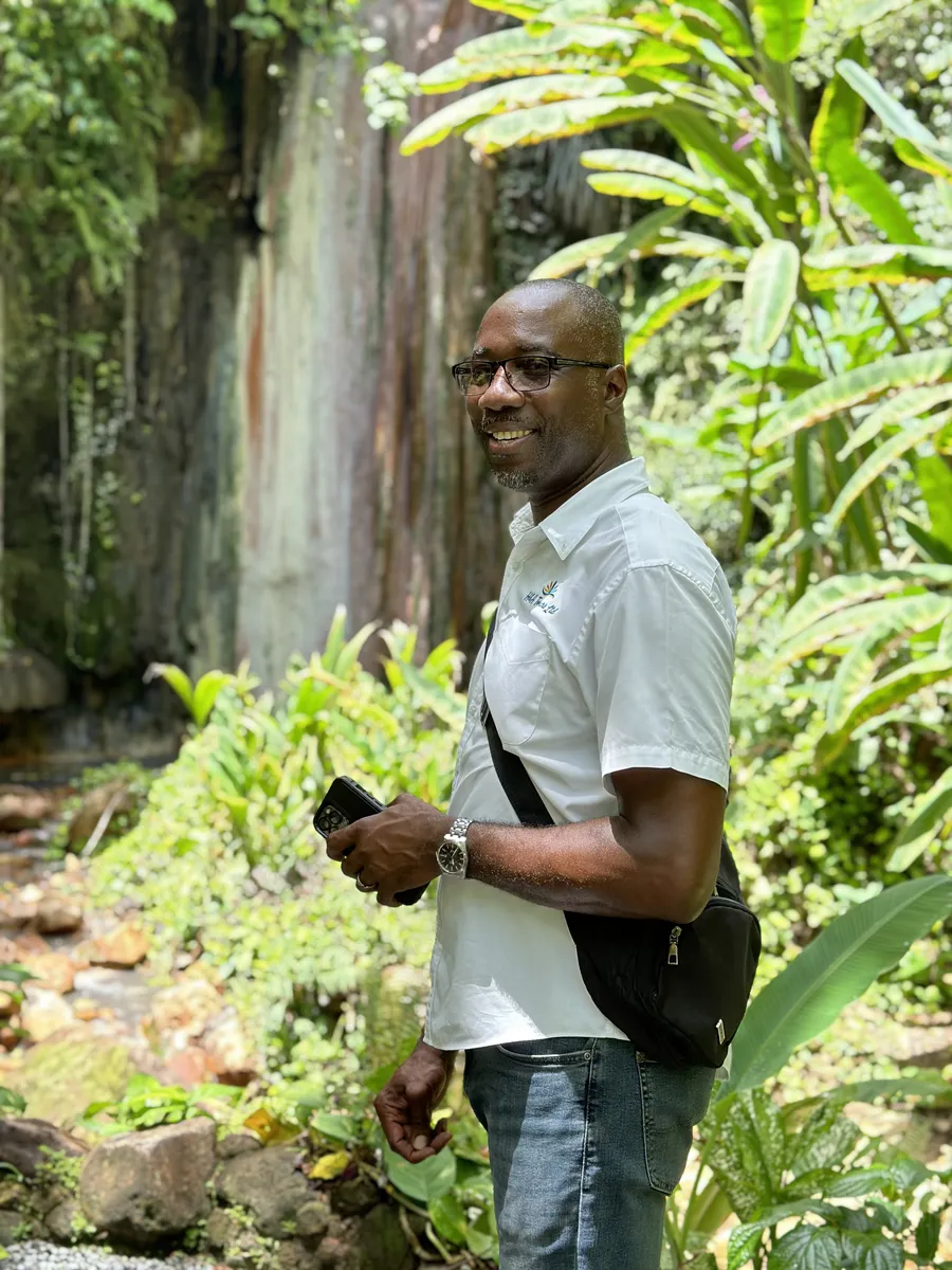 Alleyn Ross - Saint Lucia Tours